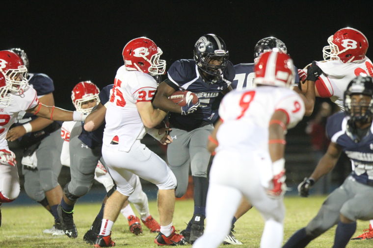 ShoemakerBeltonFootball109.JPG
